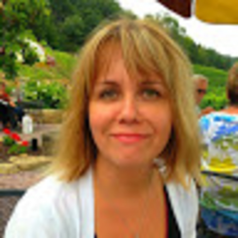 Meet your Posher, Elena